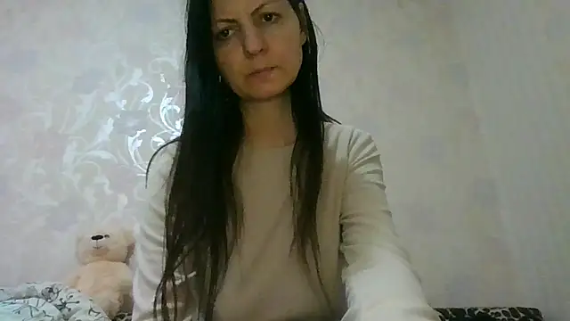 Snapshot of AliseWats chatting on May 2026 09:19:01 PM AliseWats online show from May 2026 09:19:01 PM