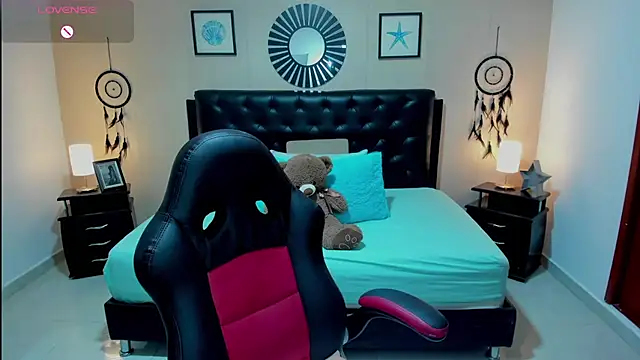 Snapshot of _LiilyWong chatting on October 2025 07:09:01 AM LiilyWong online show from October 2025 07:09:01 AM