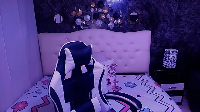 Snapshot of _LiilyWong chatting on September 2025 05:10:01 AM LiilyWong online show from September 2025 05:10:01 AM