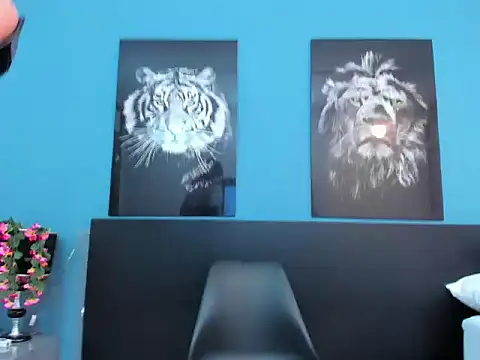 SophiaQueens online show from February 2026 08:15:02 PM