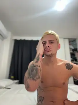 CarinaRose online show from April 2026 09:08:02 PM