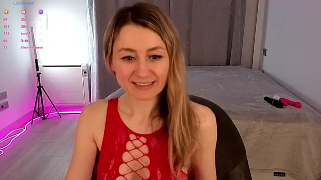   Milana     online show from October 2025 12:53:02 AM