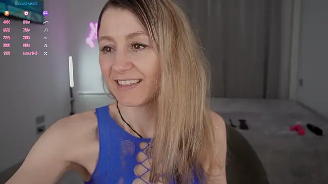 Snapshot of __Milana____ chatting on May 2026 05:49:01 PM Milana online show from May 2026 05:49:01 PM