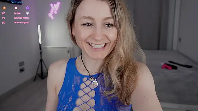 Snapshot of __Milana____ chatting on May 2026 04:21:01 PM Milana online show from May 2026 04:21:01 PM