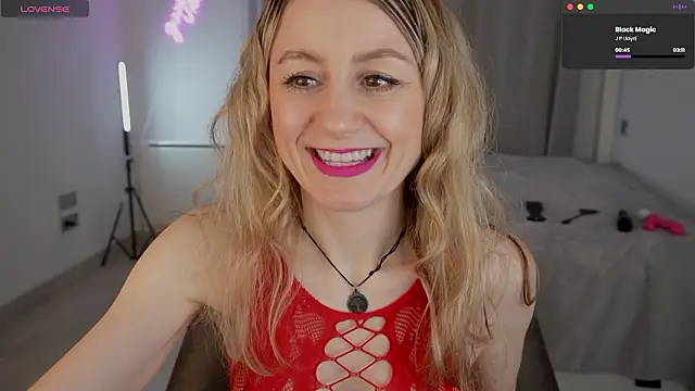 Snapshot of __Milana____ chatting on February 2026 10:42:02 PM Milana online show from February 2026 10:42:02 PM