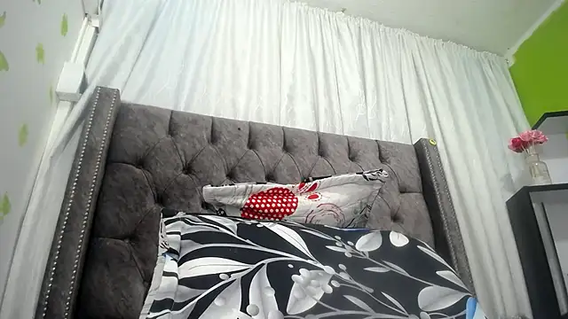 ANA-BULLOCK- online show from September 2025 12:22:01 PM