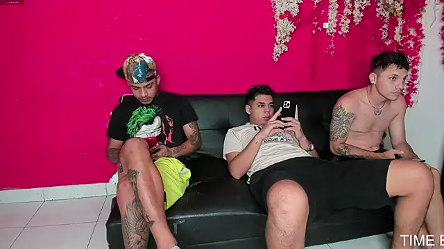 hot dirty paradise 66 online show from December 2025 07:05:02 PM