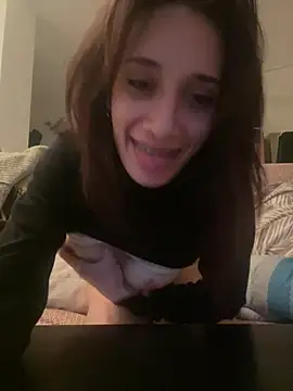 Snapshot of laprincesa2punto0 chatting on March 2025 08:44:02 PM laprincesa2punto0 online show from March 2025 08:44:02 PM