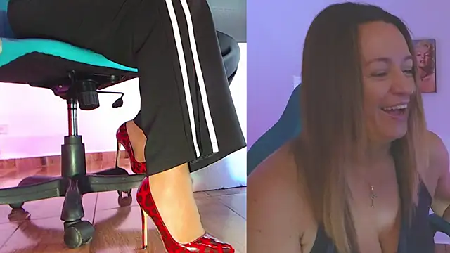 weet Evans    online show from February 2026 02:01:02 AM