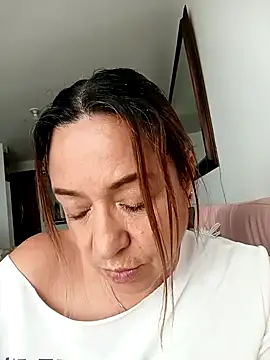 weet Evans    online show from February 2026 04:36:01 PM