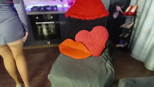 emlana online show from March 2026 02:52:01 PM