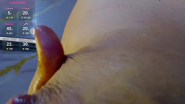 Zoebreastmilk2 online show from November 2025 04:17:02 PM