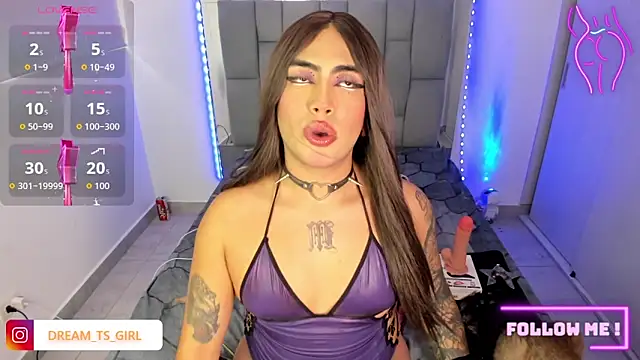 Snapshot of Sophie_whitexxx chatting on September 2025 03:28:02 PM Sophie whitexxx online show from September 2025 03:28:02 PM