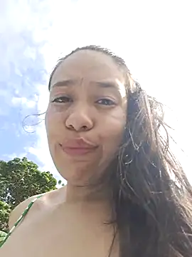 Snapshot of FireTheGun_ chatting on February 2026 06:49:02 PM FireTheGun online show from February 2026 06:49:02 PM