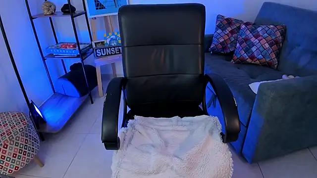 Snapshot of FireTheGun_ chatting on January 2026 05:27:02 PM FireTheGun online show from January 2026 05:27:02 PM