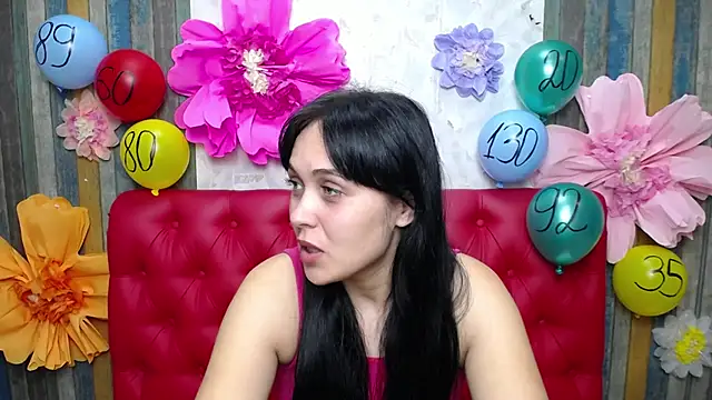 IziPaterson online show from September 2025 05:06:02 AM