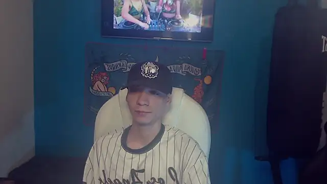 Snapshot of Burperking420_ chatting on October 2025 07:36:01 PM Burperking420 online show from October 2025 07:36:01 PM