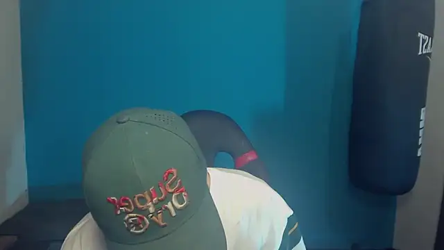 Snapshot of Burperking420_ chatting on October 2025 08:42:01 PM Burperking420 online show from October 2025 08:42:01 PM