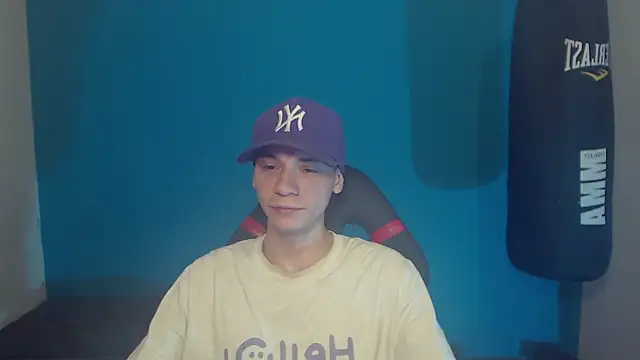 Snapshot of Burperking420_ chatting on September 2025 07:26:01 PM Burperking420 online show from September 2025 07:26:01 PM