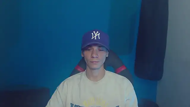 Snapshot of Burperking420_ chatting on March 2025 12:42:02 AM Burperking420 online show from March 2025 12:42:02 AM