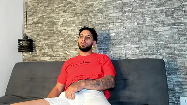 ASHLEY AND ASH online show from November 2025 11:41:01 PM