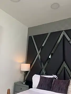 AlesiaCooper online show from January 2026 08:04:01 PM