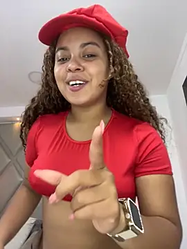 Snapshot of AlesiaCooper chatting on November 2025 08:18:02 PM AlesiaCooper online show from November 2025 08:18:02 PM