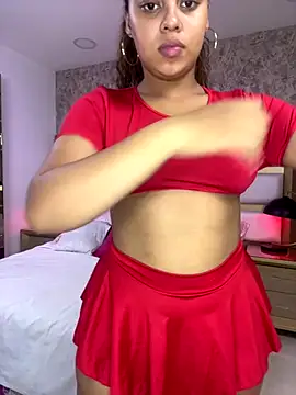 Snapshot of AlesiaCooper chatting on October 2025 08:01:01 PM AlesiaCooper online show from October 2025 08:01:01 PM