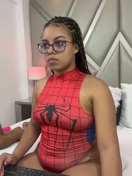 Snapshot of AlesiaCooper chatting on October 2025 08:21:02 PM AlesiaCooper online show from October 2025 08:21:02 PM