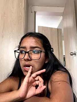 Snapshot of sofi_grisaless chatting on October 2025 04:43:01 PM sofi grisaless online show from October 2025 04:43:01 PM