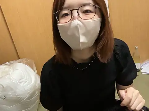 Snapshot of sa_mon_xx chatting on October 2025 04:14:01 AM sa mon xx online show from October 2025 04:14:01 AM