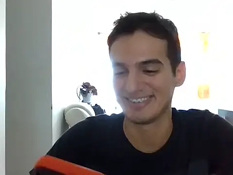 Snapshot of Thiagobb7 chatting on September 2025 09:53:01 PM Thiagobb7 online show from September 2025 09:53:01 PM