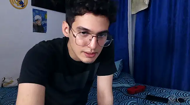 Snapshot of Thiagobb7 chatting on March 2025 03:14:01 AM Thiagobb7 online show from March 2025 03:14:01 AM