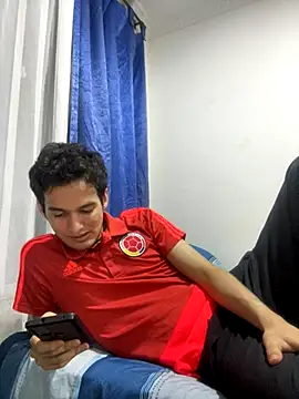 Thiagobb7 online show from November 2025 11:58:01 PM