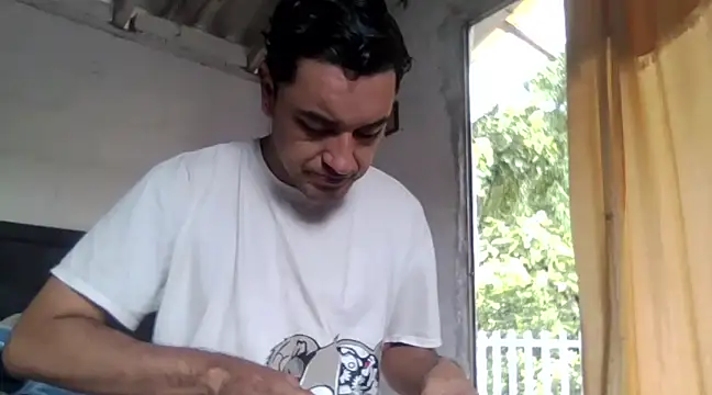 Snapshot of hino_chan chatting on March 2025 01:24:01 PM hino chan online show from March 2025 01:24:01 PM