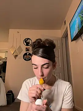 Snapshot of jvanillyyyy chatting on March 2025 02:10:02 AM jvanillyyyy online show from March 2025 02:10:02 AM