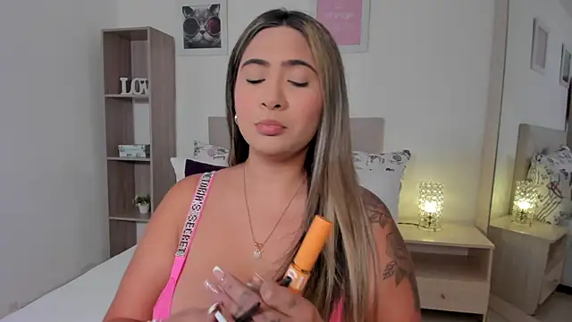 megan jonesss online show from October 2025 11:47:02 AM