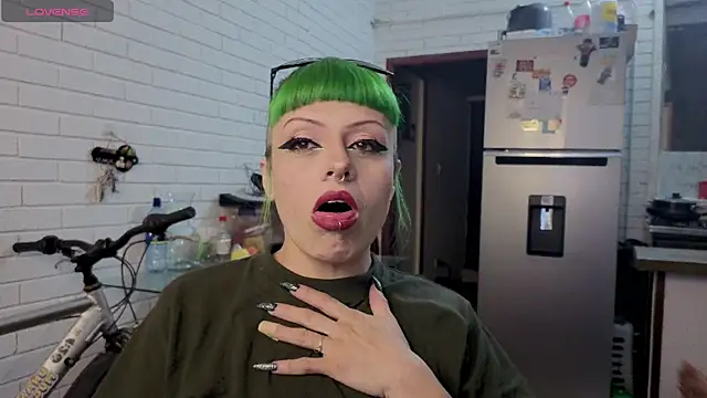 freyaa sorcerees online show from November 2025 05:34:02 AM