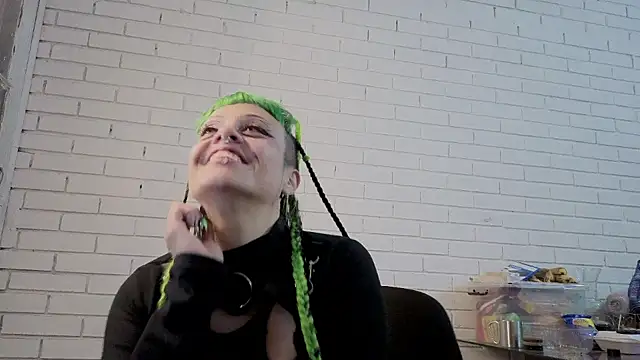 freyaa sorcerees online show from October 2025 02:01:02 AM