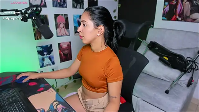 Vickysth online show from October 2025 10:52:02 PM