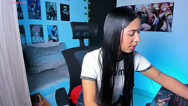 Vickysth online show from November 2025 10:32:01 PM