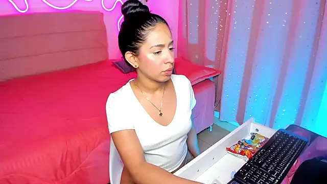 Vickysth online show from March 2026 11:19:01 PM