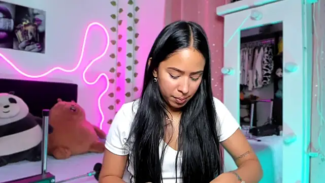 Vickysth online show from September 2025 11:55:02 PM