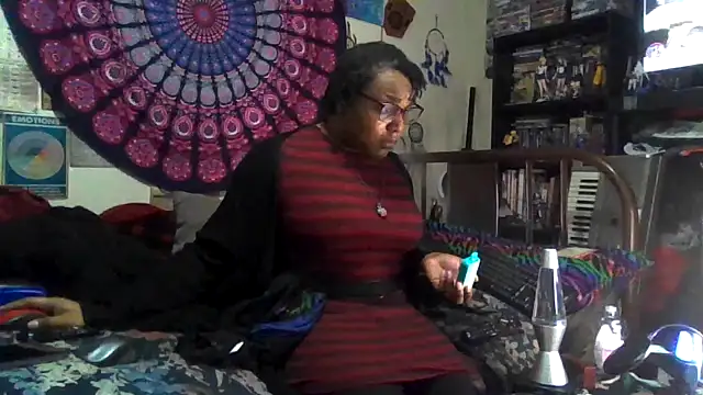 Snapshot of GardeniaFields chatting on December 2025 04:47:01 AM GardeniaFields online show from December 2025 04:47:01 AM