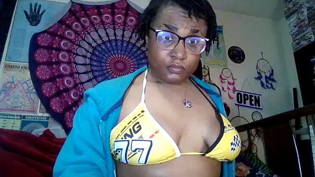 GardeniaFields online show from April 2026 11:44:02 PM