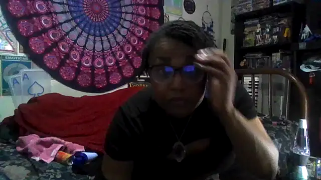 Snapshot of GardeniaFields chatting on February 2026 02:43:01 AM GardeniaFields online show from February 2026 02:43:01 AM