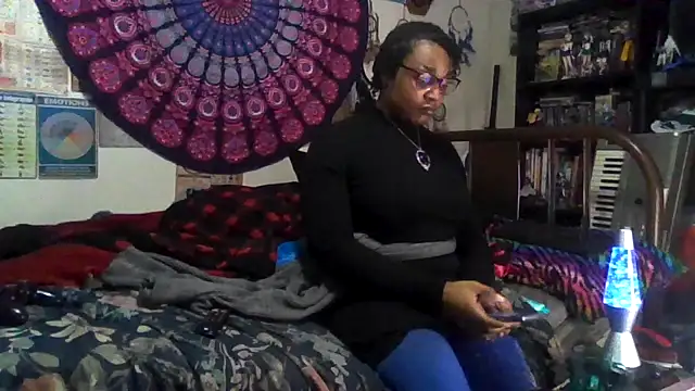 Snapshot of GardeniaFields chatting on December 2025 06:36:01 AM GardeniaFields online show from December 2025 06:36:01 AM