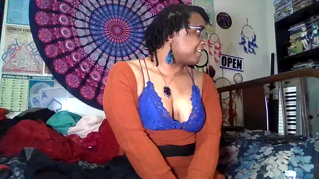 Snapshot of GardeniaFields chatting on July 2026 06:35:02 AM GardeniaFields online show from July 2026 06:35:02 AM