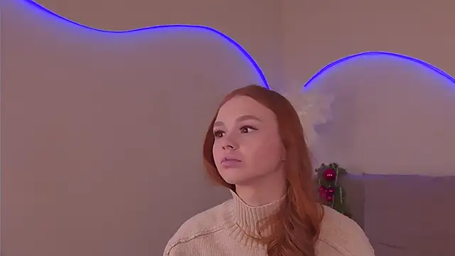 MiraBliss online show from December 2025 06:35:02 PM