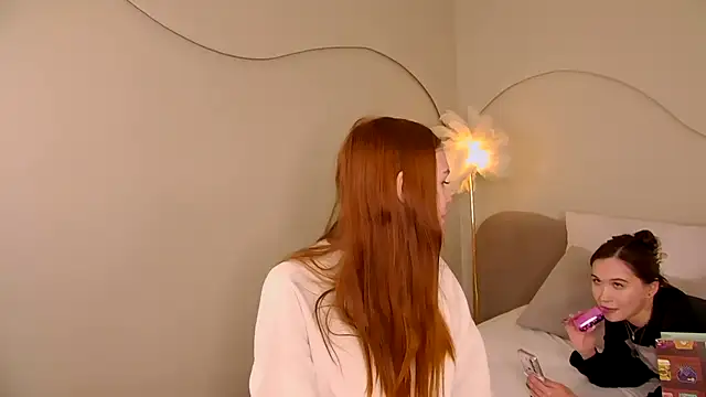 Snapshot of MiraBliss chatting on October 2025 09:48:02 PM MiraBliss online show from October 2025 09:48:02 PM